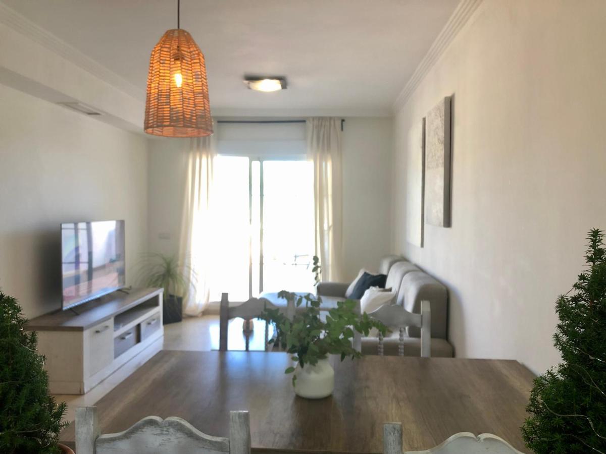 Ellie'S Hus 2 Daire Benalmádena Dış mekan fotoğraf