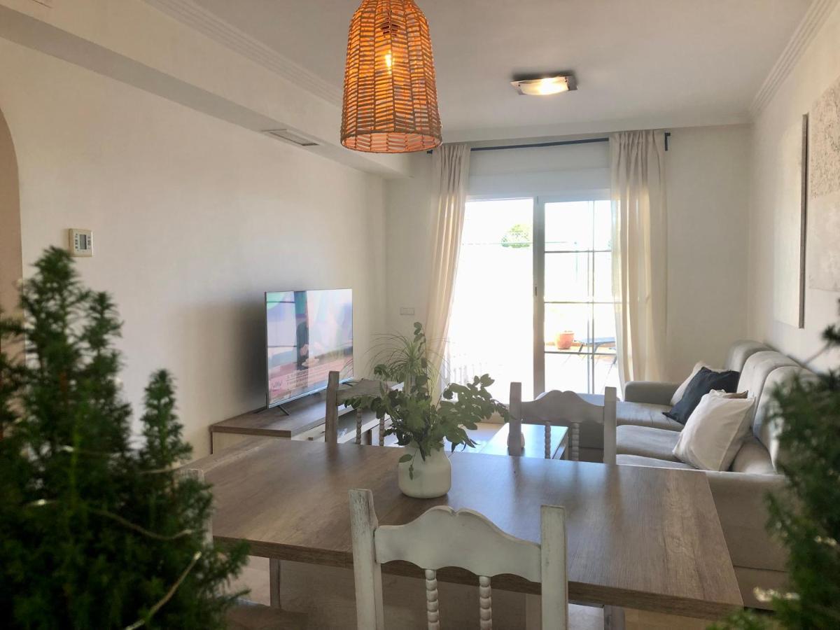 Ellie'S Hus 2 Daire Benalmádena Dış mekan fotoğraf