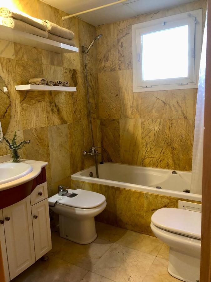 Ellie'S Hus 2 Daire Benalmádena Dış mekan fotoğraf